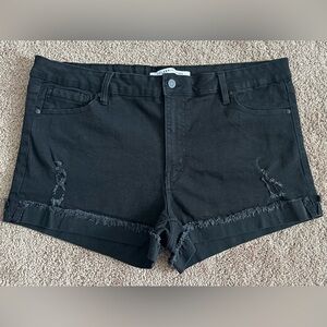 Celebrity Pink Women's Black Denim Shorts